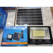 Đèn pha năng lượng mặt trời 1000W